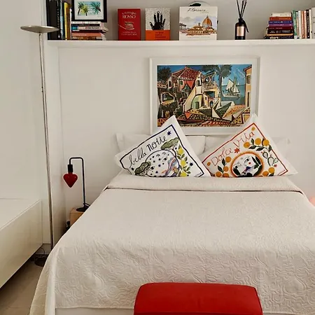 Cosy Studio, Terrace And Free Parking Next To The Apartamento *